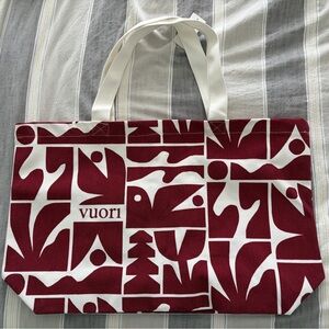 NWT! Vuori Canvas Tote Strawberry Red and White Large!